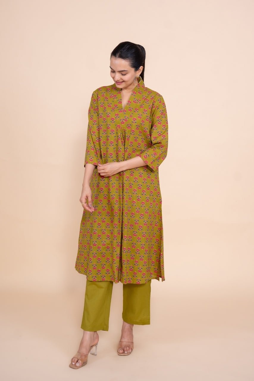 Women green V neck printed floral pure cotton Co-Ord Set